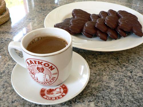 葡萄酒香水比法国牛，30万元别墅加绿卡，免费落地签看超美海滩！