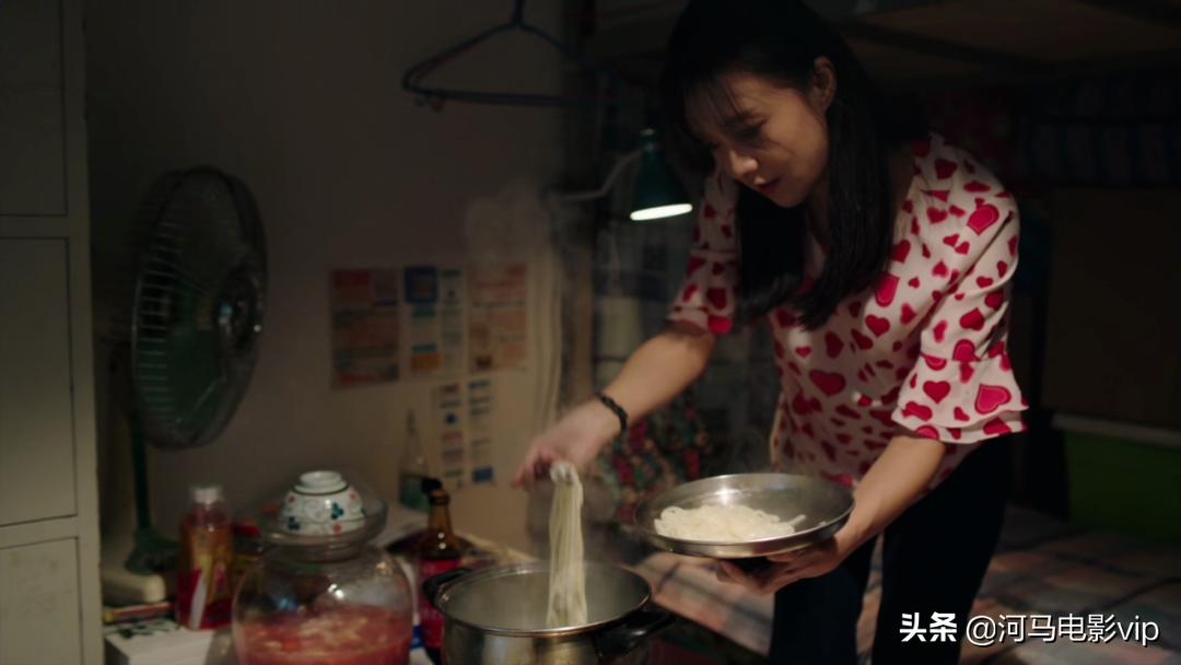 第一集就很刺激，国产片居然这么敢拍！