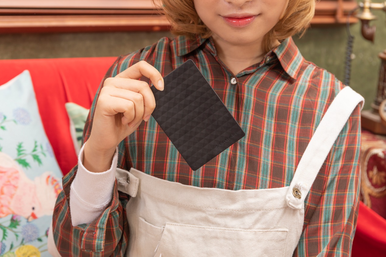 希捷新睿翼评测16tb,希捷睿翼移动硬盘是高端还是低端