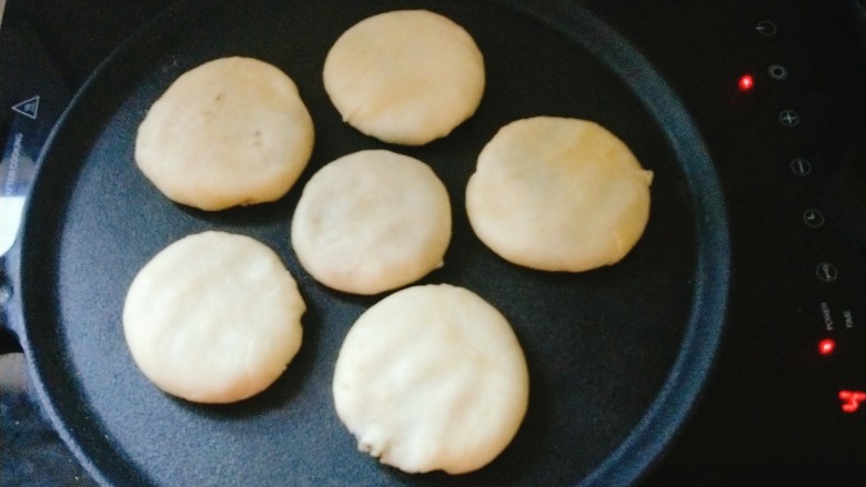 最好吃最正宗的潮汕绿豆饼红豆饼,正宗潮汕绿豆饼直径9-10厘米