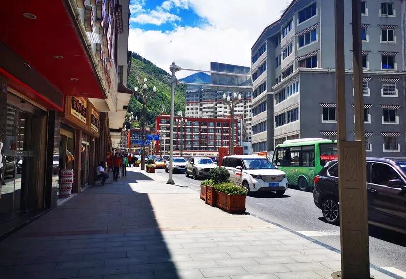 贡嘎山的徒步,贡嘎雪山大环线徒步游记