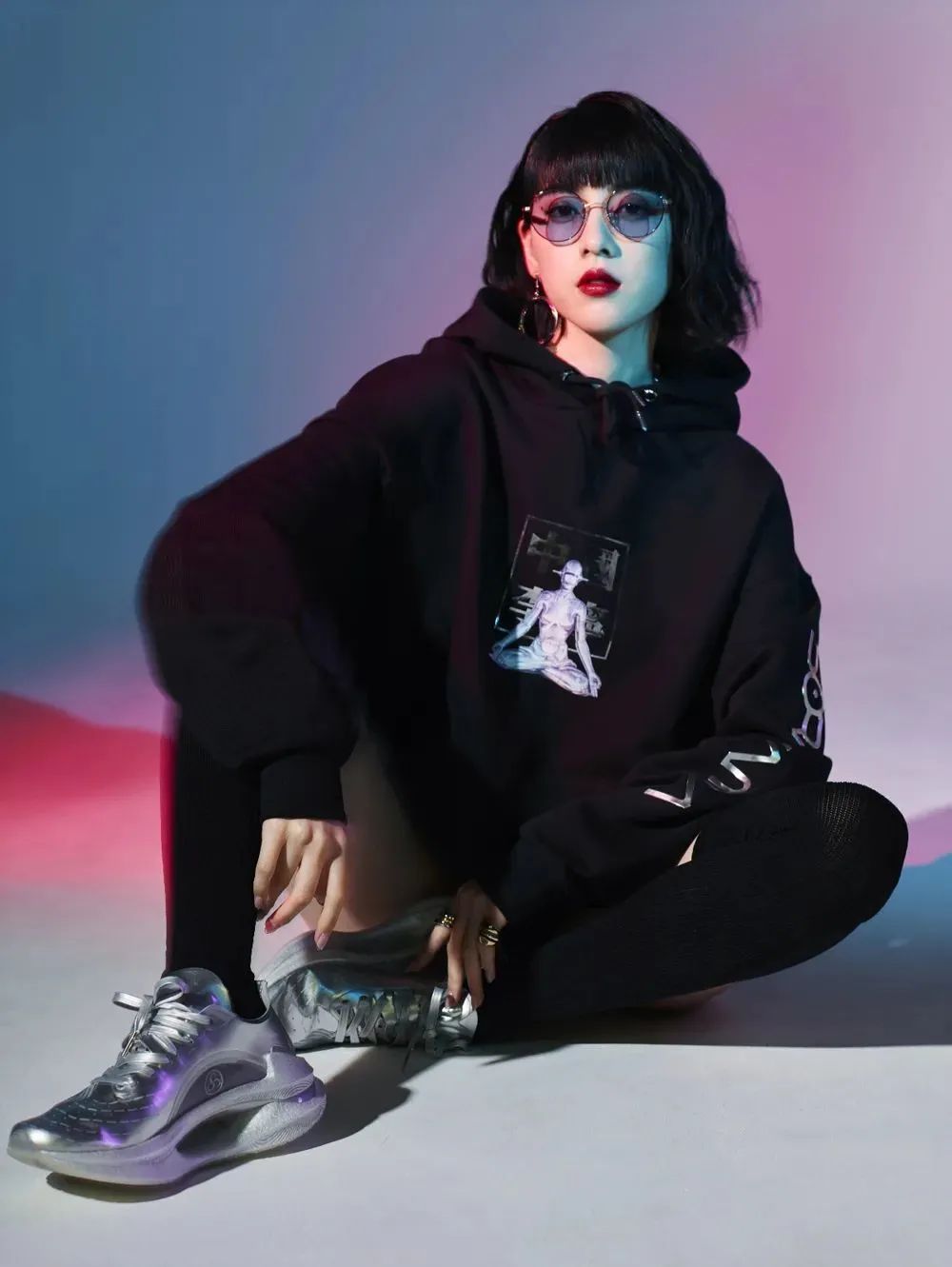 三吉彩花代言衣服,三吉彩花和李宁