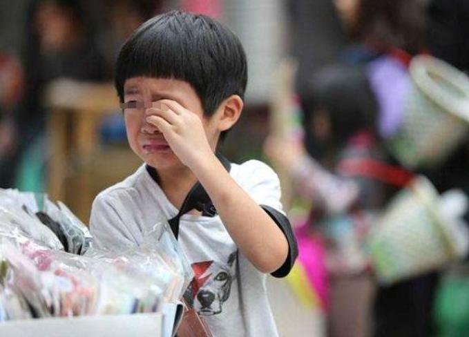 孩子倒掉茅台酒,孩子把父亲的茅台全部倒掉了