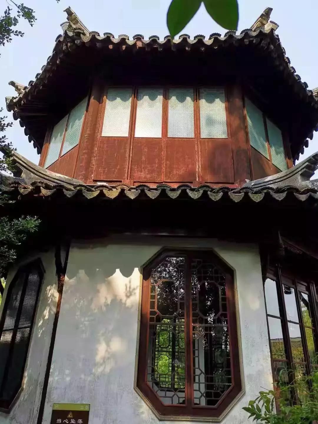 发小份子钱应该随大流吗,发小结婚份子钱是转账还是当面给