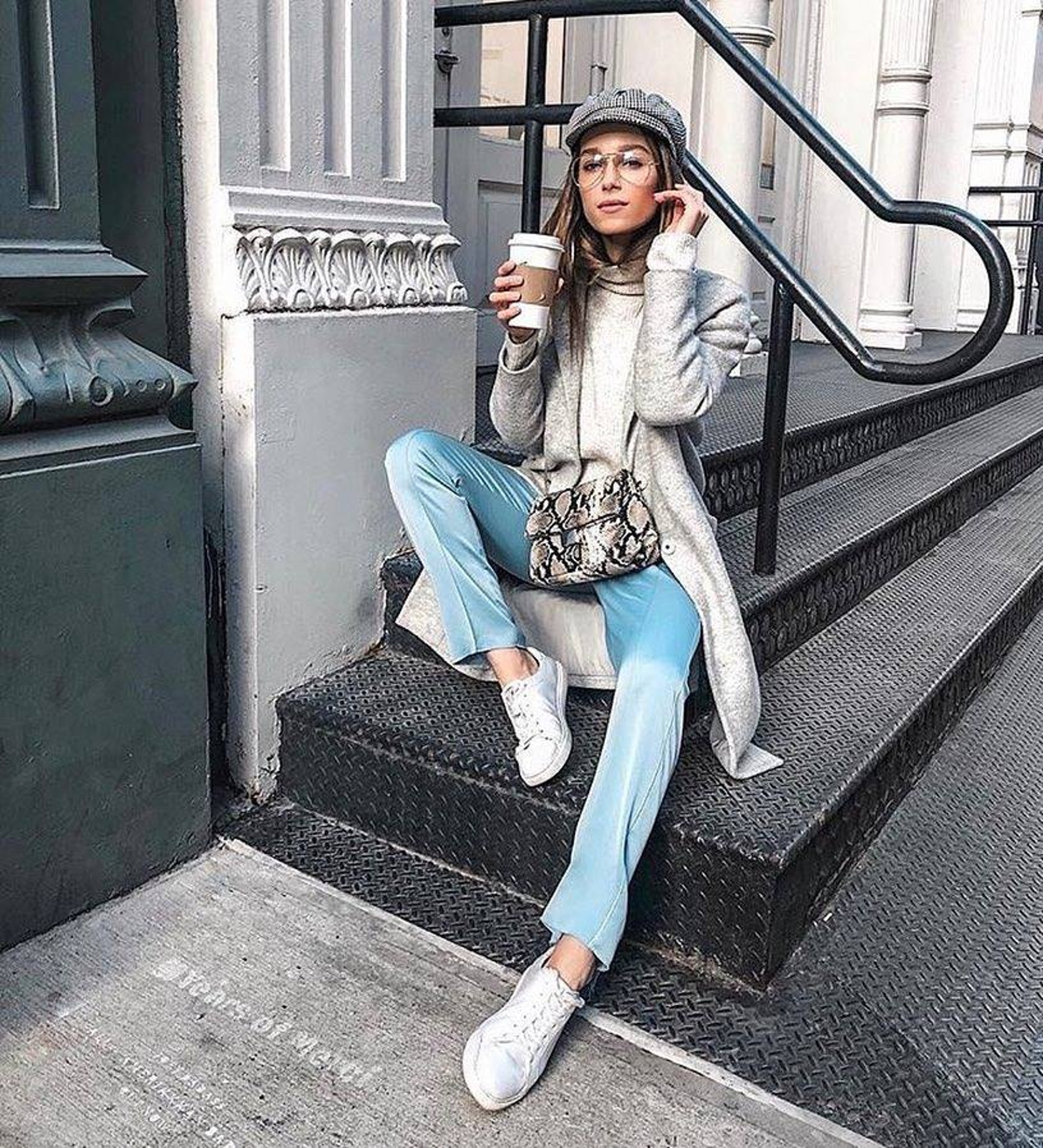 阿sa蔡卓妍高腰半身裙,蔡卓妍机场同款鞋子