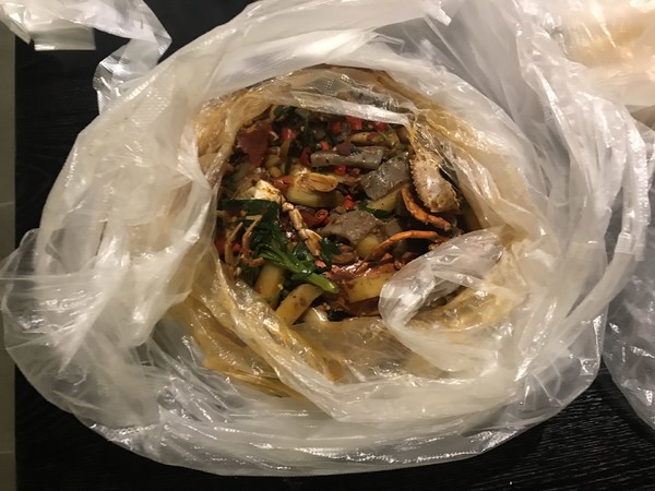 鑺掑競鍜岃吘鍐茬憺涓藉摢涓ソ,鑵惧啿鐟炰附鑺掑競瑗垮弻鐗堢撼