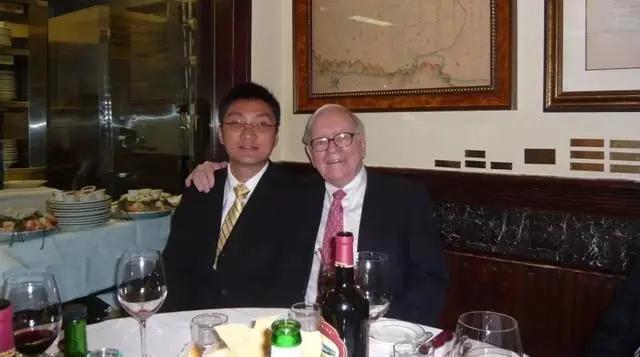 黄峥激流勇退转战生命科学,黄峥辞任拼多多董事长你怎么看