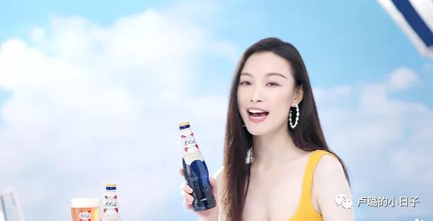 被秦海璐穿过的那些牌子，简直就是中年姐姐穿搭的模版