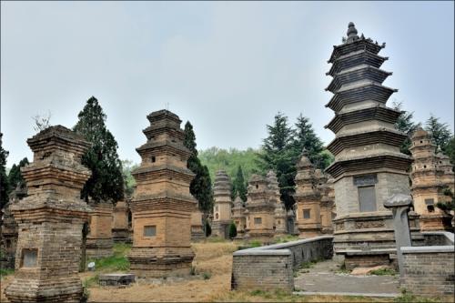 四海名山夸第一，巨钟重铸振唐音——少林寺博大精深的历史