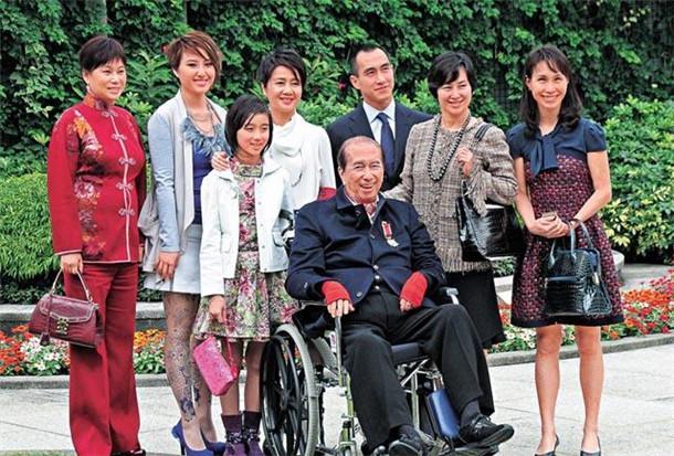 赌王葬礼有多少顶级名人大咖出席,赌王葬礼棺材多少钱