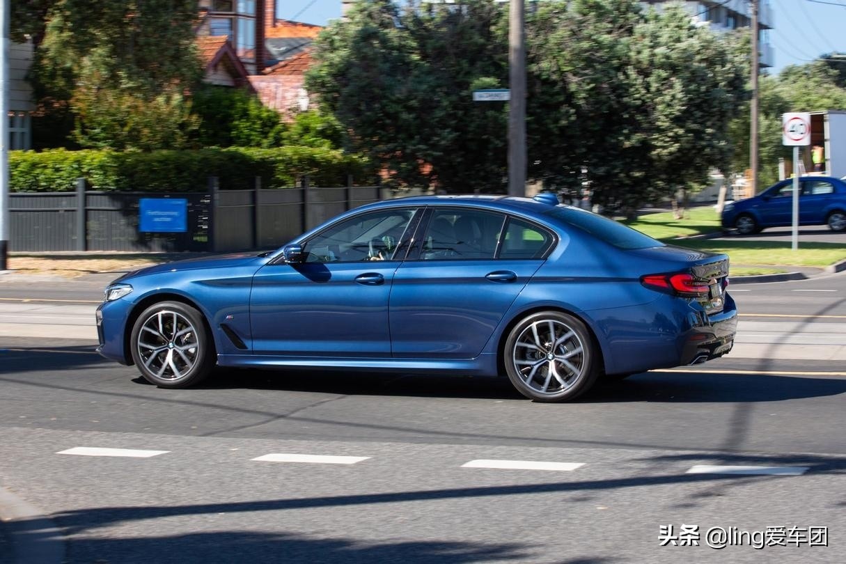 2020款宝马5系进口520i2.0t运动型,2024宝马5系520i