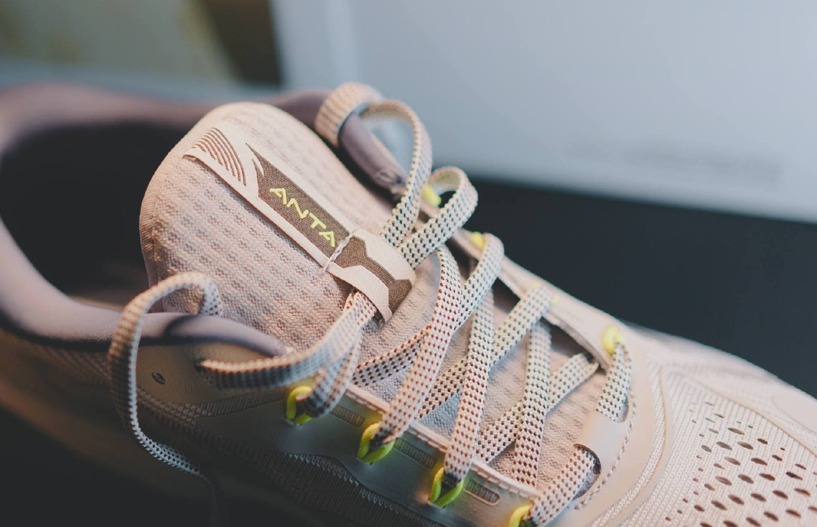 安踏咕咚联名怎么样,咕咚关联跑鞋