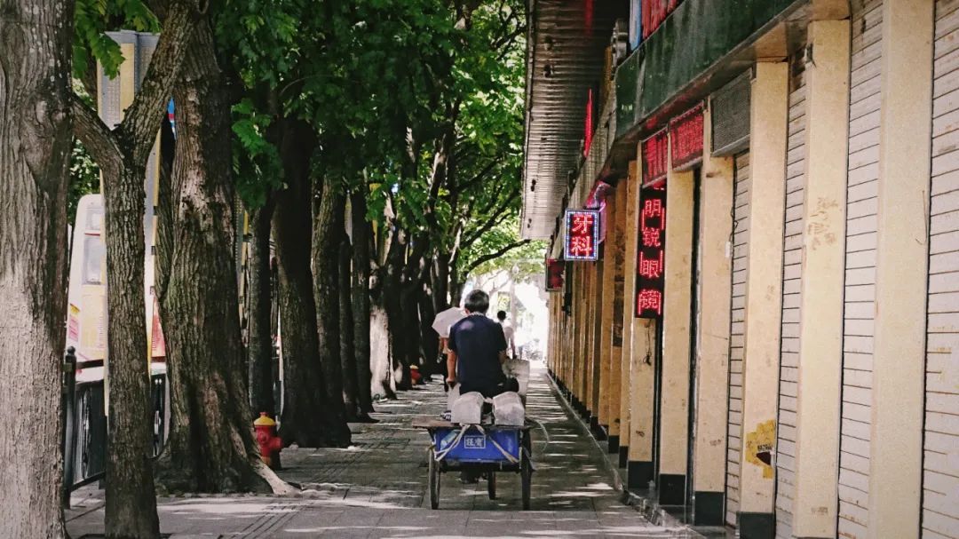 现在的拱北，还能留住多少珠海澳门人的脚步？