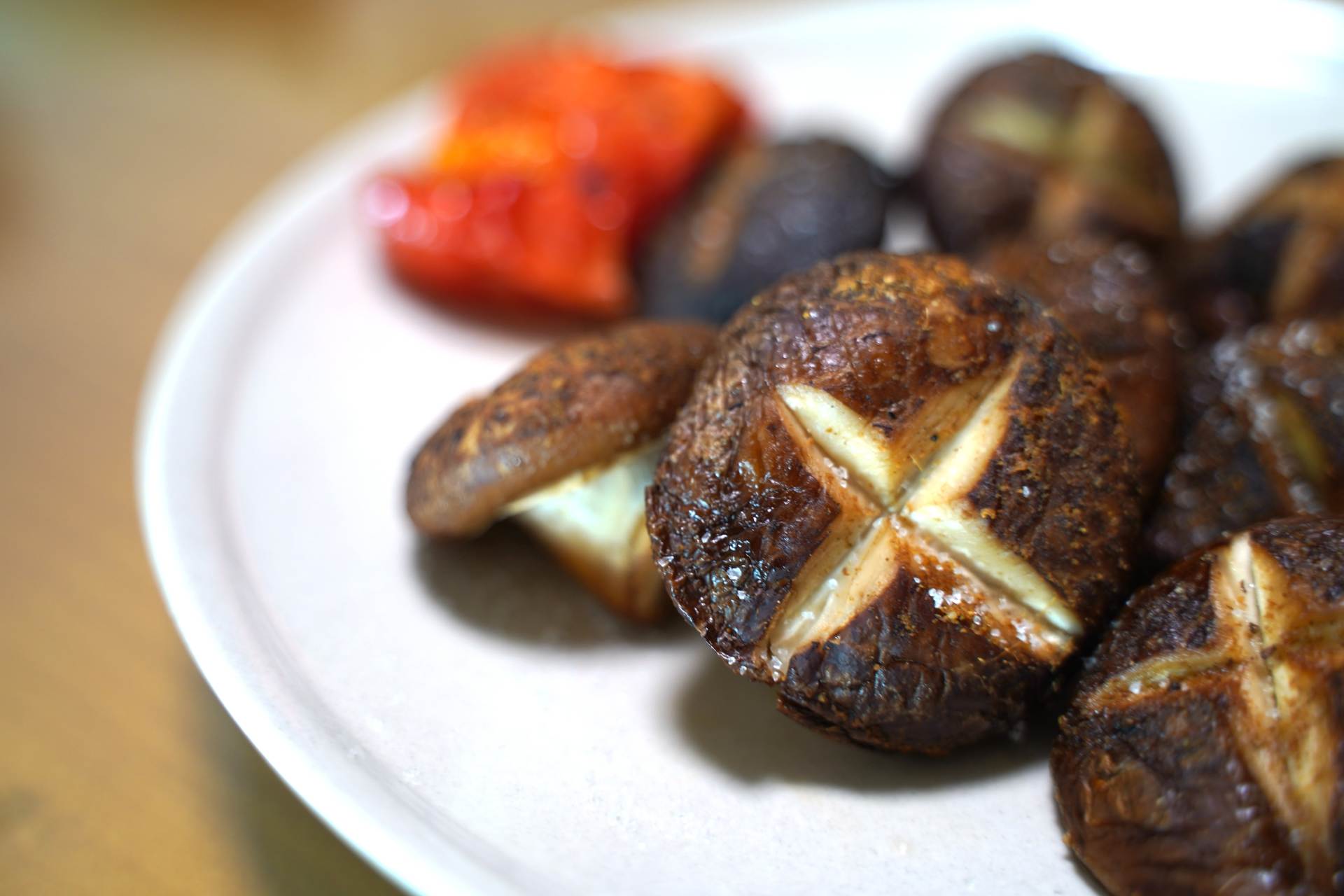 凯度蒸烤箱和美的哪个好,凯度蒸烤箱618什么价格