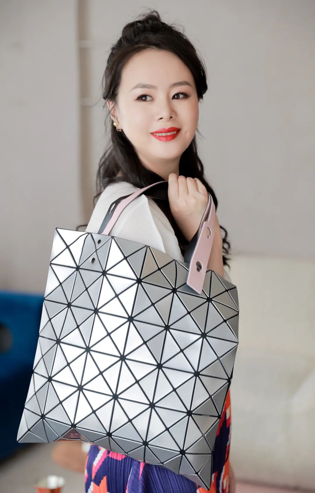 初入职场质感包包推荐,三宅一生包包属于什么档次的包包