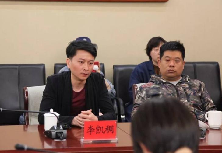 抖音神曲你笑起来真好看,抖音最新神曲搞笑