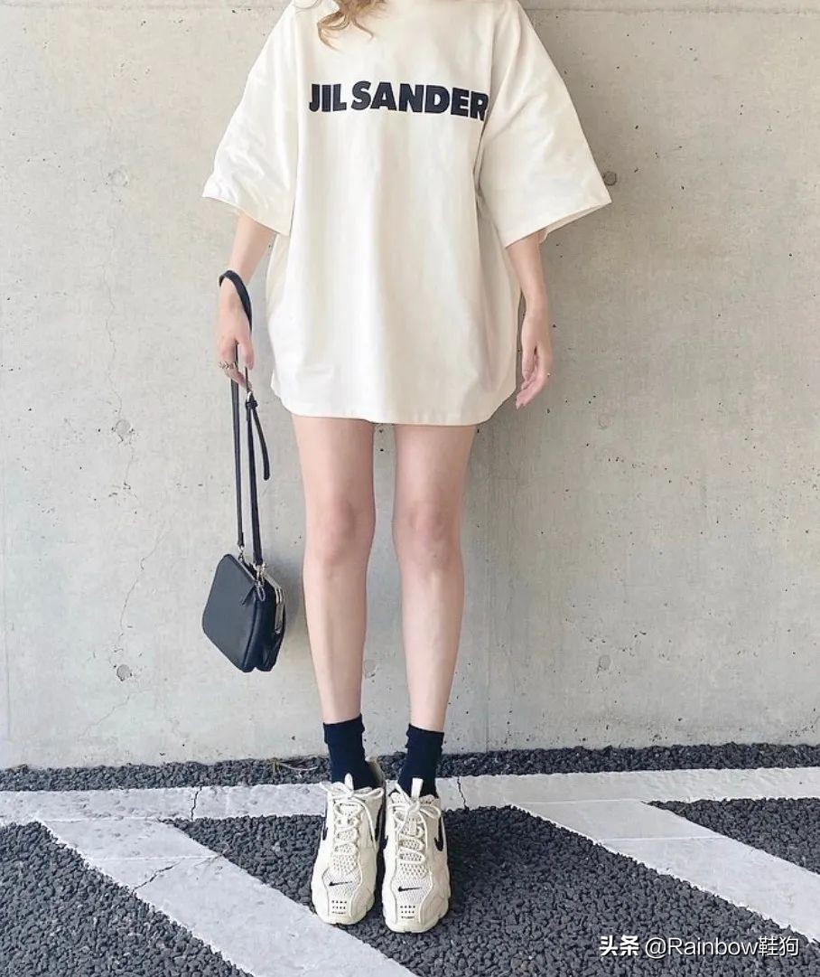 StussyxNike成富婆快乐鞋，女孩子们当心成为下一波鞋圈韭菜