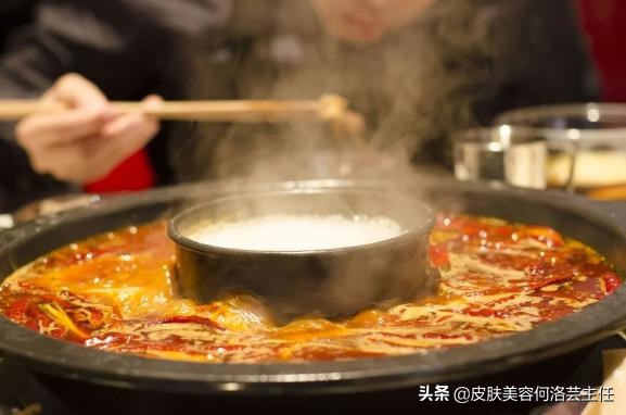 吃火锅长痘，怎么吃火锅才能同时拥有快乐和好皮肤？