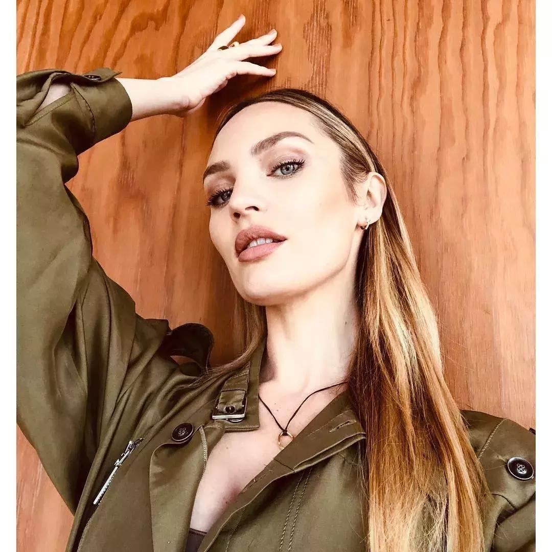 天天敷面膜为什么脸上还是起皮,敷面膜的时候皮肤刺痛是什么原因