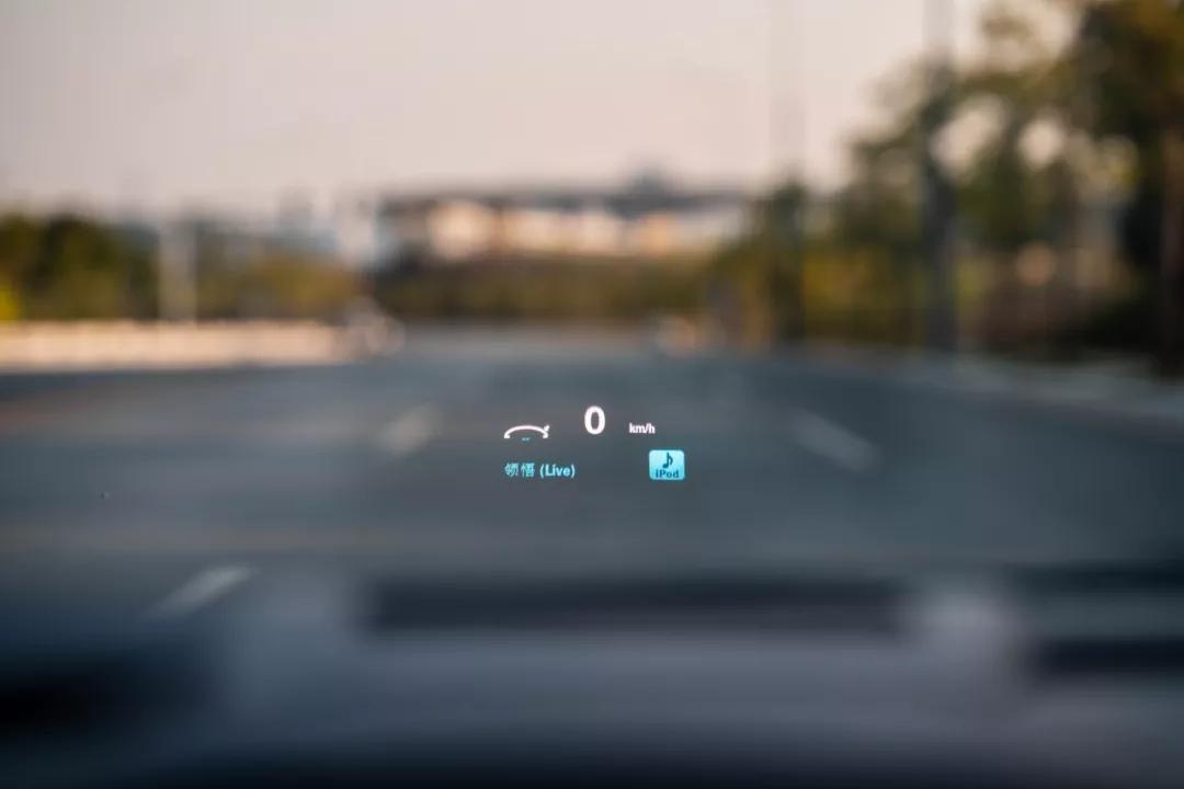 君威gs合适入手吗,小白买车速腾和君威建议买哪个