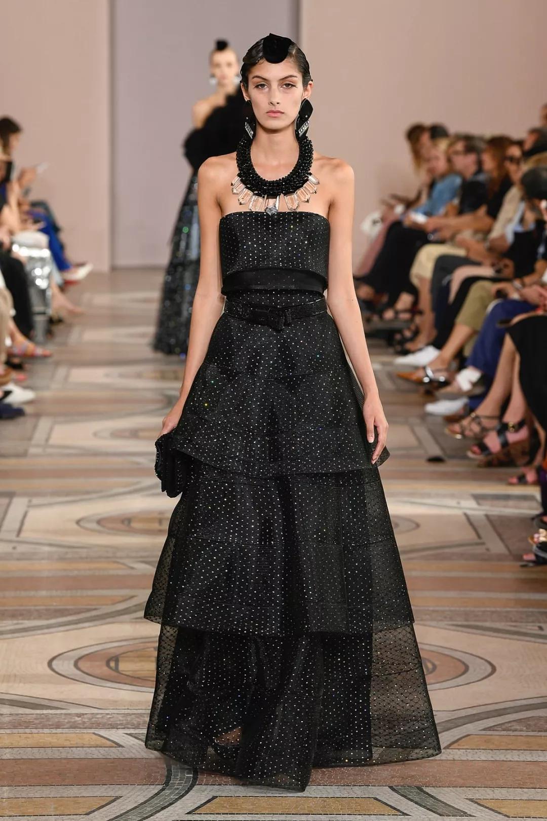 优雅不是炫耀,阿玛尼高定装