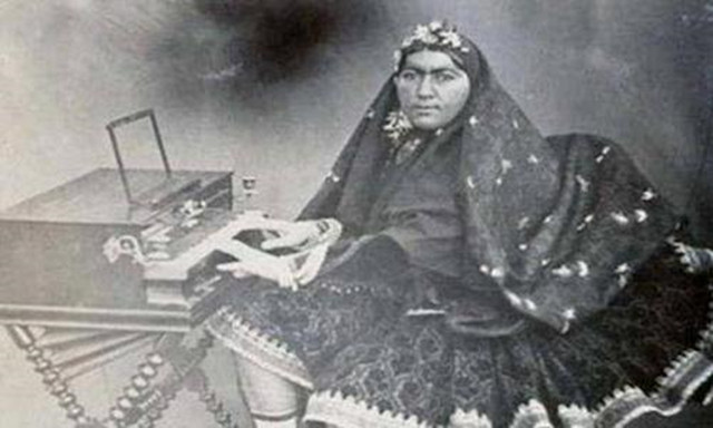 波斯公主太“绝美”，145人求婚13男为她自杀，公主真实长相曝光