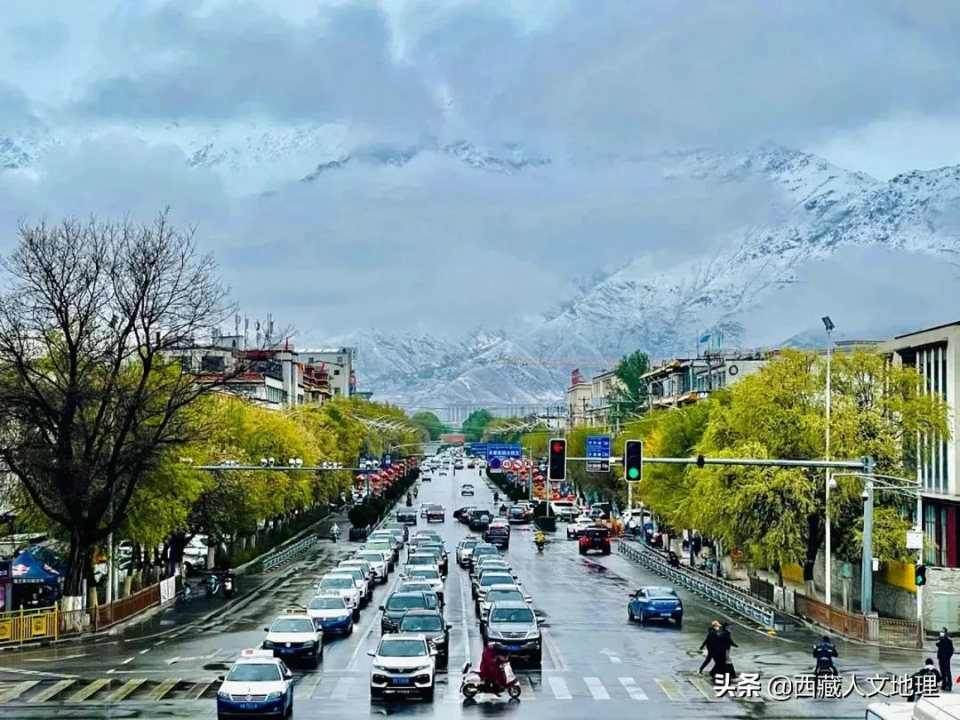 拉萨昼晴夜雨的天气,今天拉萨有没有雨景