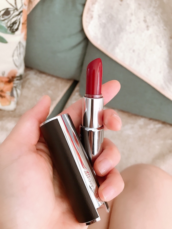 黄皮显白大牌口红夏天,口红100到200元大牌显白