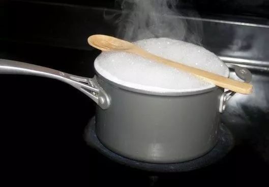 怎样清除厨房洗菜盆下水管道异味,厨房洗菜盆下水管道有异味咋办