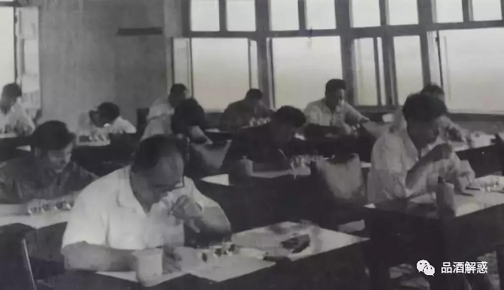 中国十大浓香白酒排名,中国酱香型白酒排名前十名