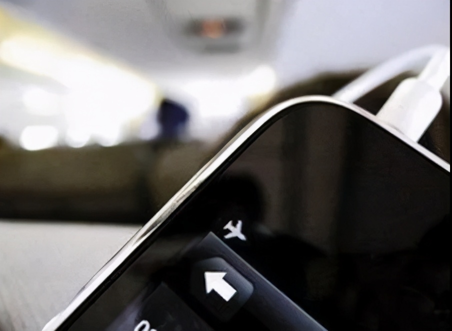 手机飞行模式能够上飞机吗,手机飞行模式能在飞机上用么