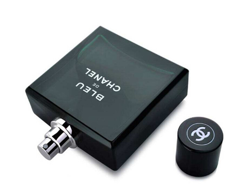 陈伟霆香奈儿白色外套,香奈儿陶瓷陈伟霆款