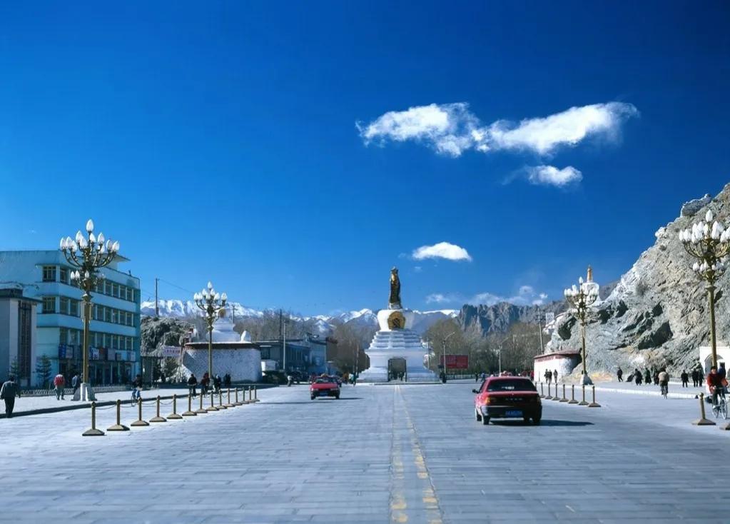 西藏最美建筑布达拉宫,著名建筑布达拉宫