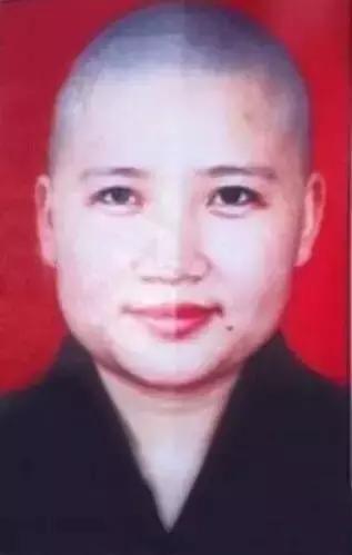 李娜出家后现在生活状况,李娜出家后生活现状