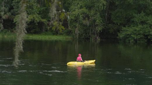 带皮划艇去高山湖泊旅行,皮划艇海岸旅行