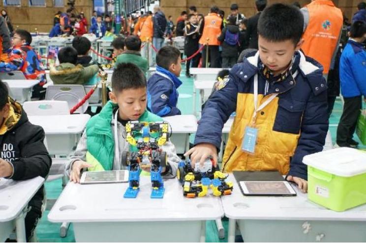 青少年人工智能创新大赛报名,全国智能机器人大赛