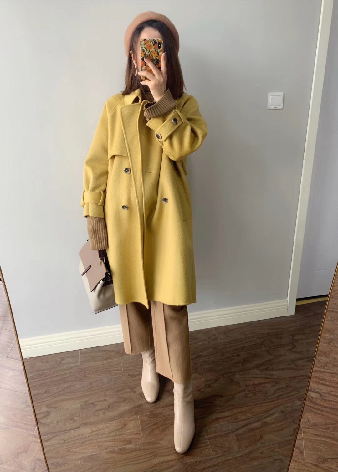 不同版型深灰色双面羊毛大衣穿搭,羊毛绒大衣怎么穿不显臃肿