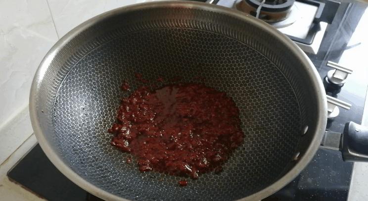 水煮椒麻鸡最正宗的做法,水煮椒怎么炒才好吃