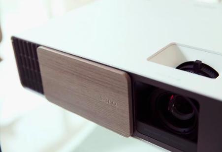 投影仪测评排行榜前十名品牌直播,投影仪测评排行榜前十名2024款