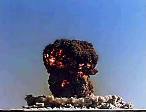 核废水排水设备爆炸事件,核设施爆炸