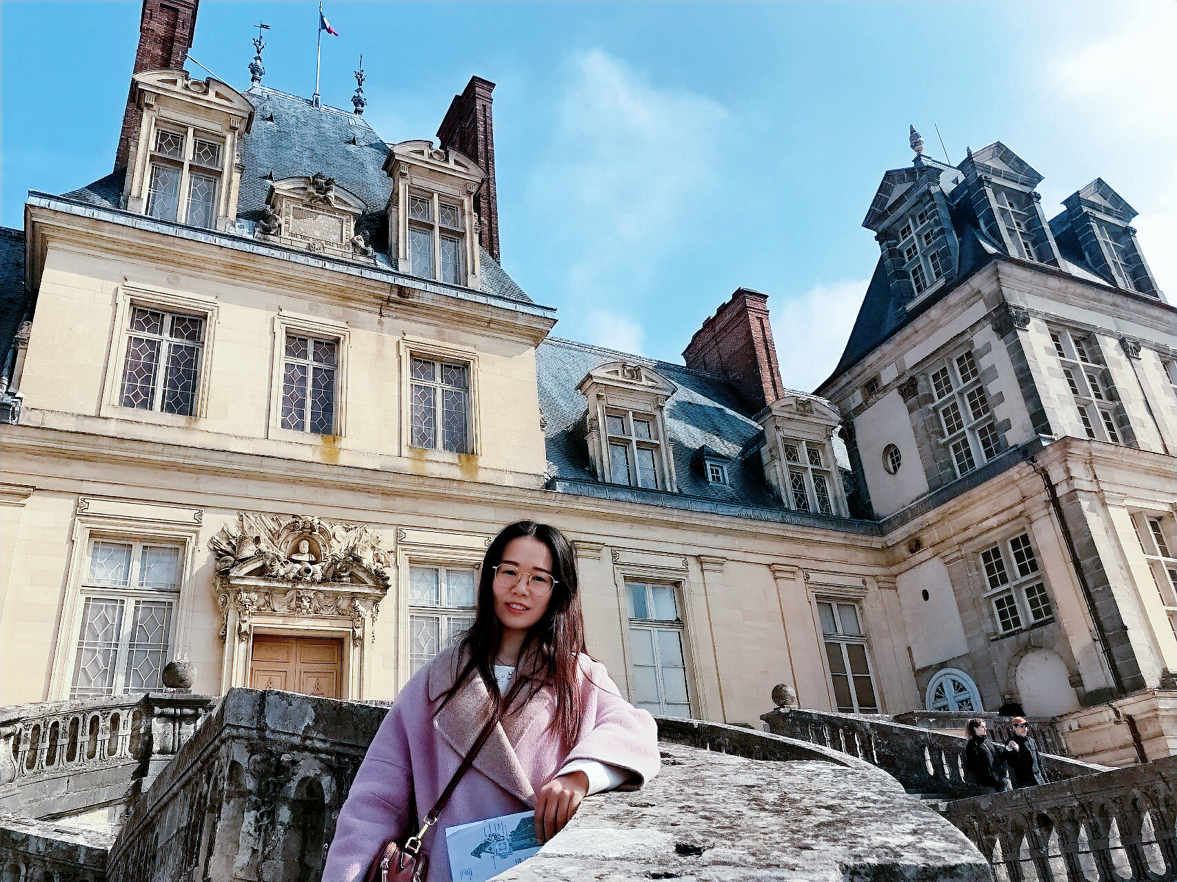 宸撮粠鏃呰骞茶揣,宸撮粠鐨勬棩涓庡鏃呰