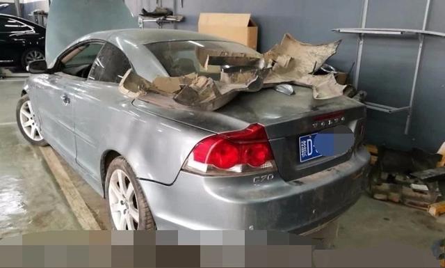搬家时候发现一辆沃尔沃C70“僵尸车”，车主：就怕你不敢买