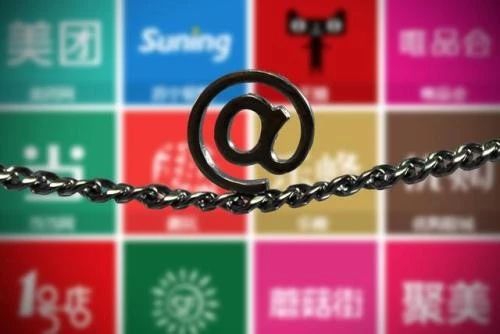 一个直男，一个辣女，中国电商界也有雌雄CP
