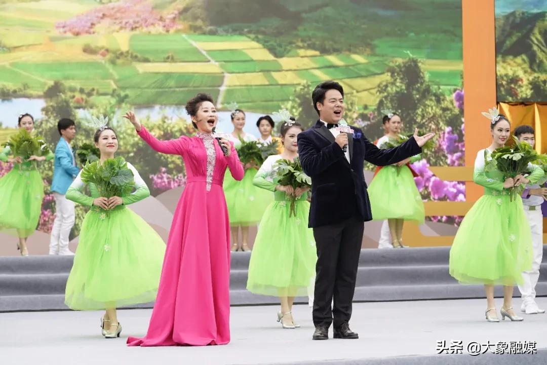 “庆丰收·感*党**恩”，今晚19：30《梨园春》与您共庆丰收