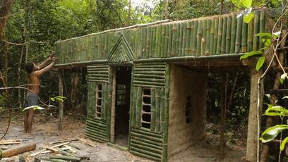 木棍怎么挖出泳池,一根棍子挖出一个游泳池