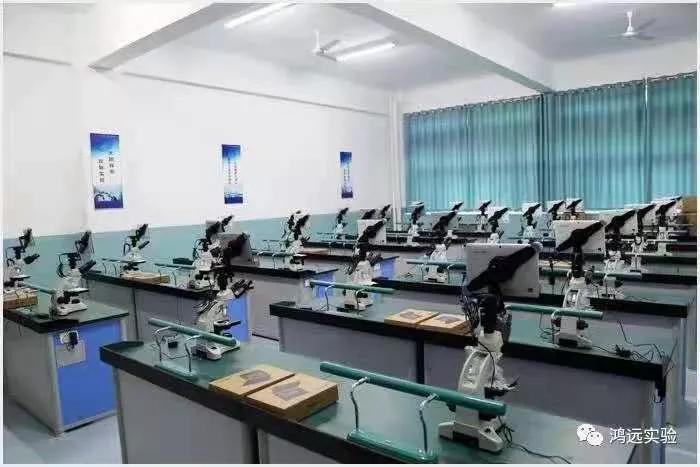 鸿风唯健远德无疆！邯郸市鸿远中学开展新入职教师岗前培训