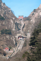 泰山会当凌绝顶一览众山小,关于泰山最简单的诗