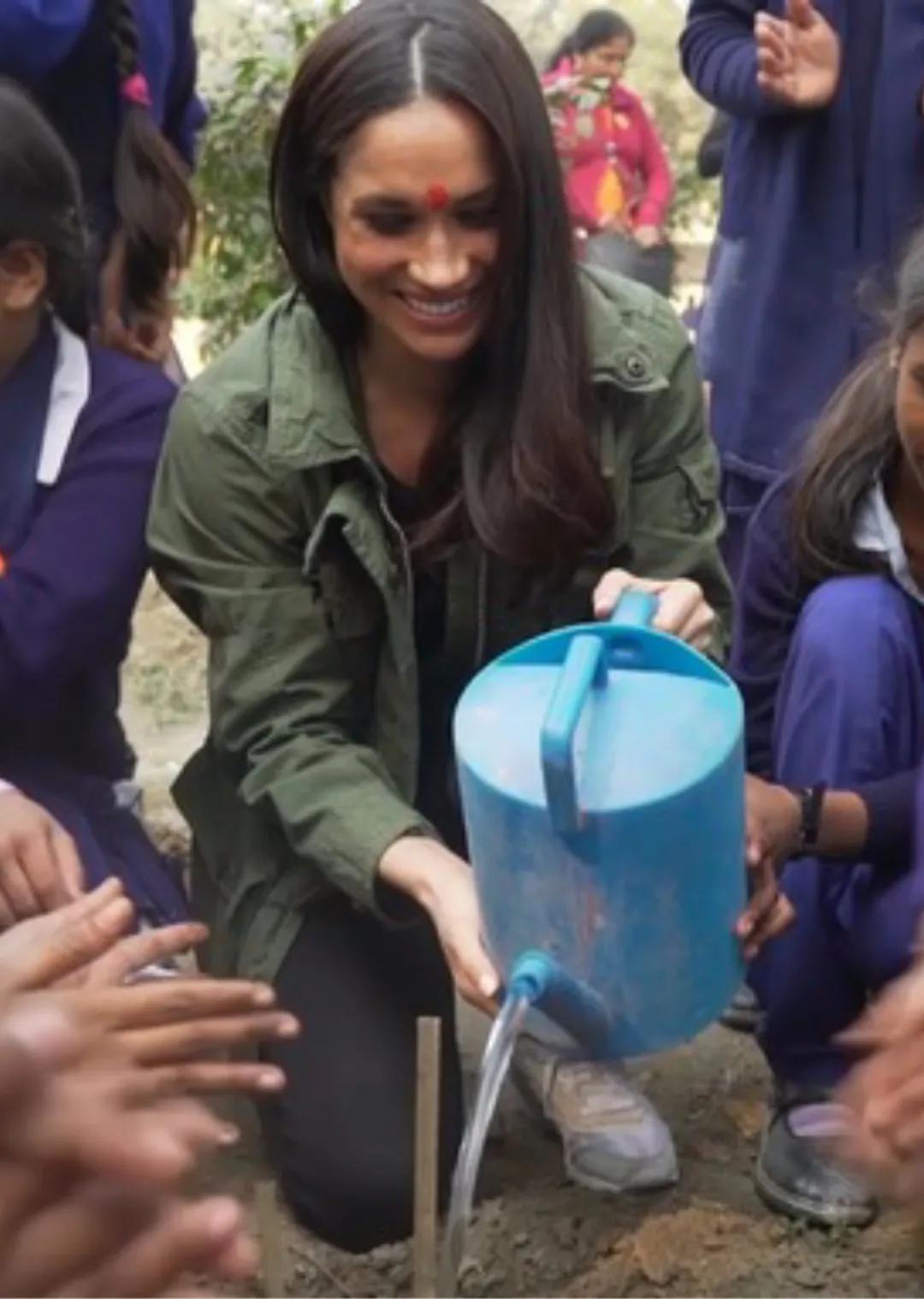 被诋毁本身就是一种眺望,扛过了所有的诋毁和误解