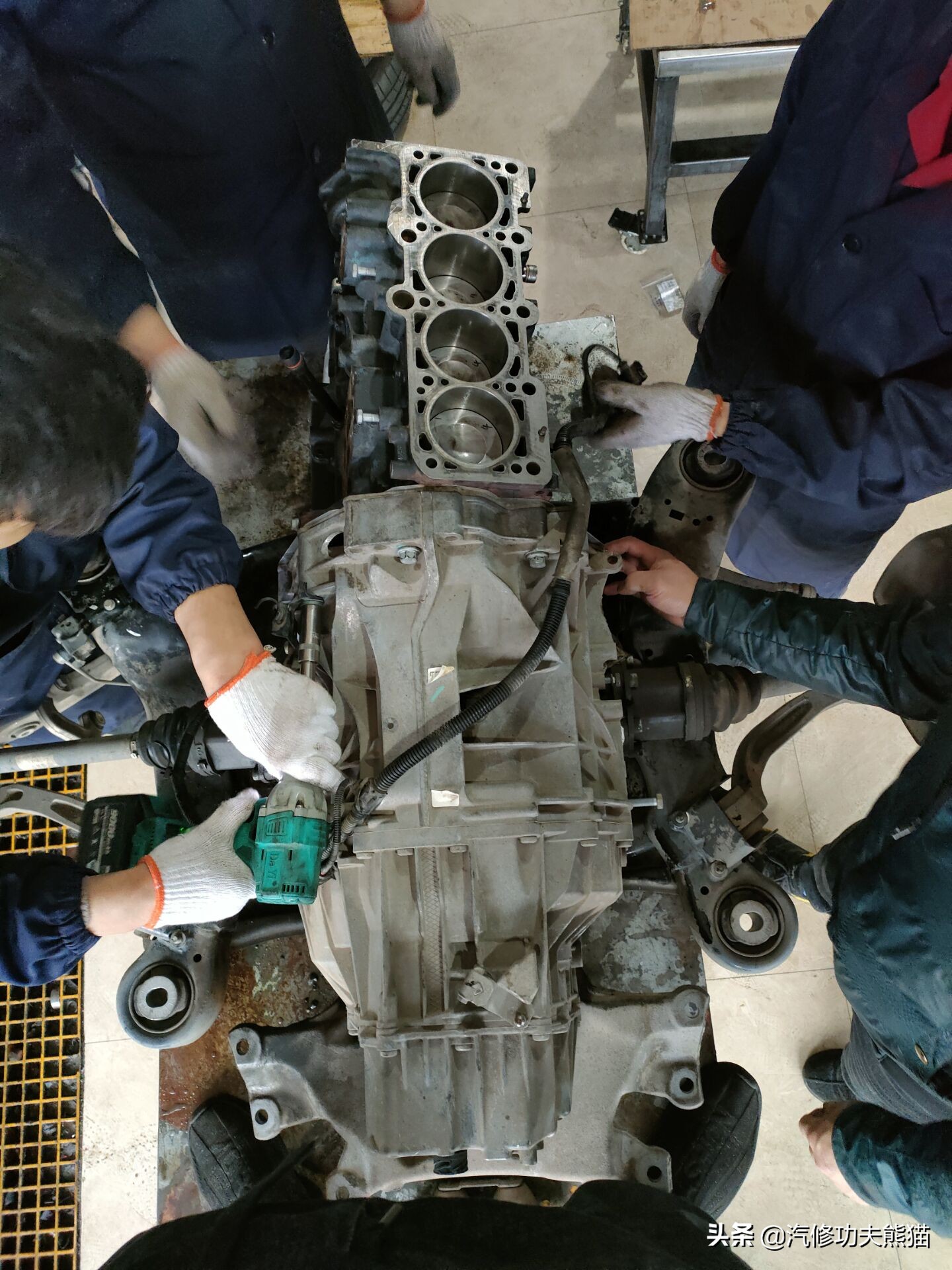 一汽奥迪a6l烧机油,08款奥迪a6l2.0t烧机油严重怎么办