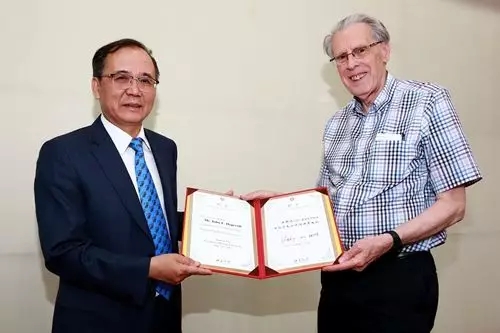 中国大学计算机最好的班，再次迎来“图灵奖”导师，赶超“姚班”